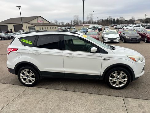 Used 2013 Ford Escape SE image 4