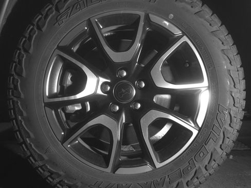 Used 2025 Jeep Compass Trailhawk AWD/4WD image 12