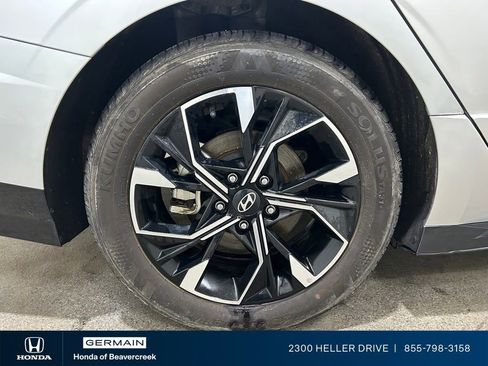 Used 2025 Hyundai Sonata SEL image 10