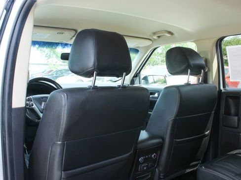 Used 2016 Ford Flex SEL w/ Equipment Group 202A FWD image 33