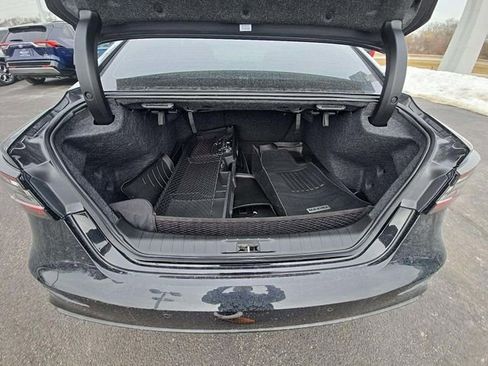 Used 2023 Nissan Maxima SR w/ Sport Mat Group image 10