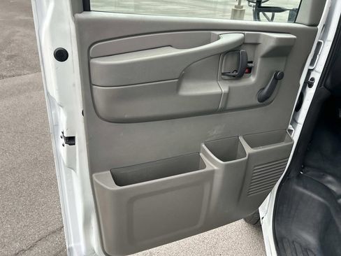 Used 2004 GMC Savana 3500 w/ School Bus Package image 22