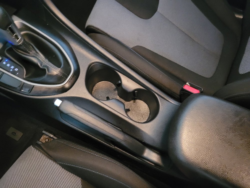 Used 2019 Hyundai Veloster 2.0 FWD image 26