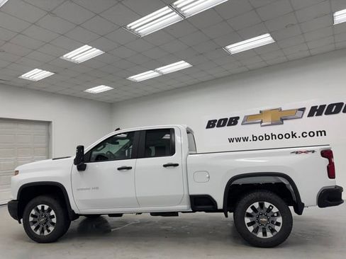 New 2026 Chevrolet Silverado 2500 Custom w/ Custom Value Package AWD/4WD image 8