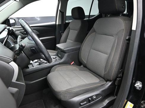 Used 2019 Chevrolet Traverse LT AWD/4WD image 17
