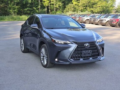 Used 2025 Lexus NX 350 AWD w/ Rear Seat Package image 9