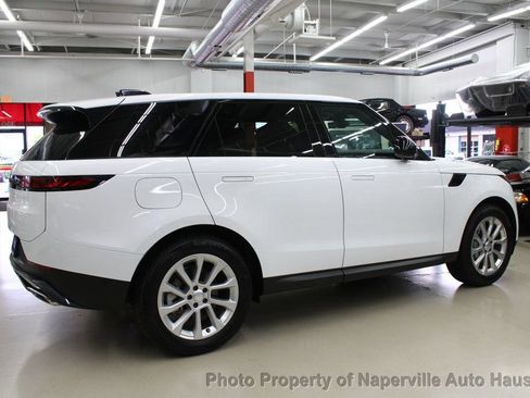 Used 2025 Land Rover Range Rover Sport SE AWD/4WD image 7