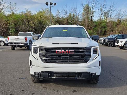 New 2026 GMC Sierra 1500 Elevation image 2