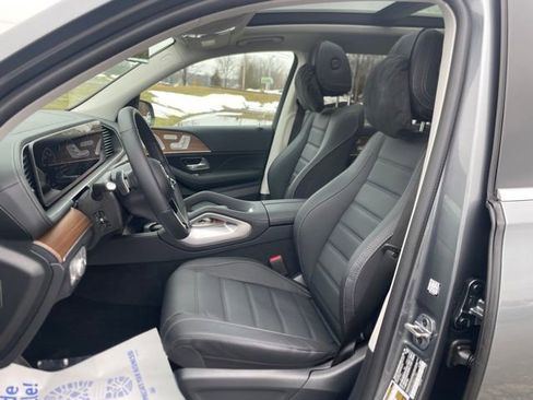 Used 2026 Mercedes-Benz GLS 450 4MATIC image 21