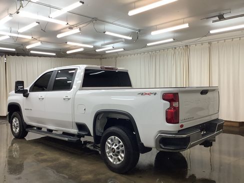Used 2025 Chevrolet Silverado 2500 LT w/ Convenience Package AWD/4WD image 8