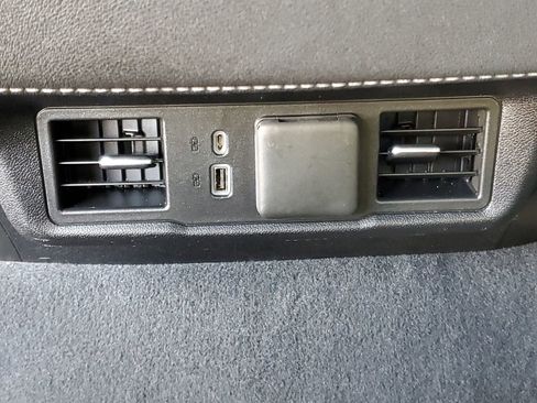Used 2023 GMC Sierra 1500 SLE RWD image 12