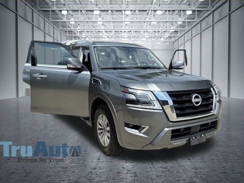 Used 2024 Nissan Armada SV AWD/4WD image 10