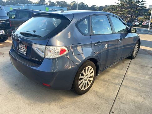 Used 2011 Subaru Impreza 2.5i Premium w/ PWR Moonroof Value Pkg image 6
