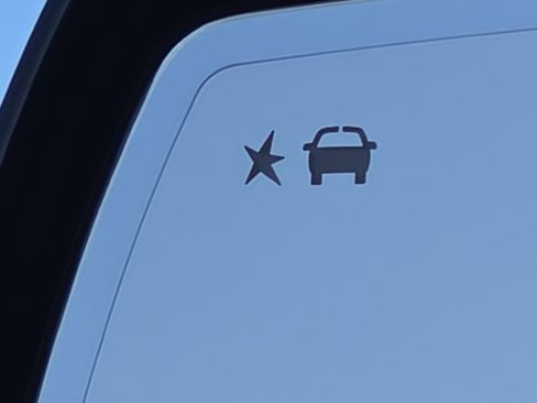 New 2026 GMC Sierra 3500 Denali w/ Denali Reserve Package image 18