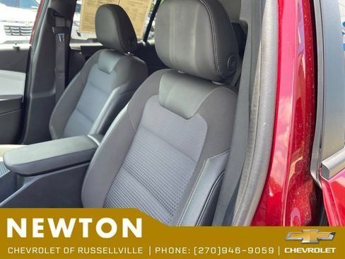 Used 2024 Chevrolet Trax LT FWD image 5