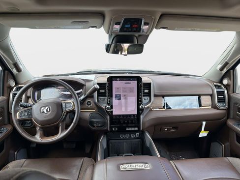 Used 2025 RAM 3500 Longhorn image 35