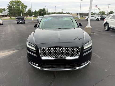 Used 2023 Lincoln Nautilus Reserve w/ Equipment Group 202A AWD/4WD image 2