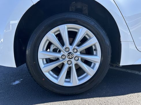 Used 2023 Toyota Corolla SE image 18