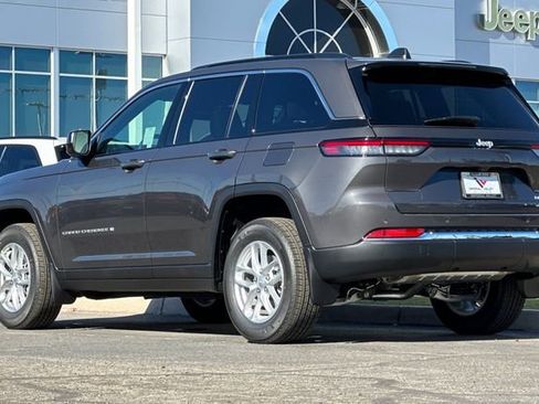 New 2025 Jeep Grand Cherokee Laredo X RWD image 10