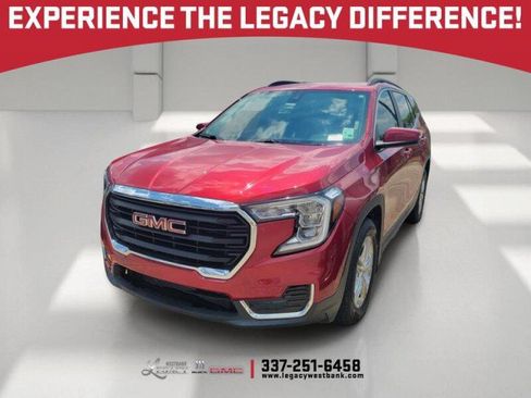 Used 2022 GMC Terrain SLE w/ Driver Convenience Package FWD image 1
