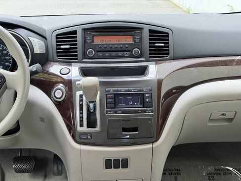 Used 2014 Nissan Quest S FWD image 24