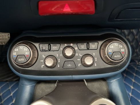 Used 2012 Ferrari California RWD image 28