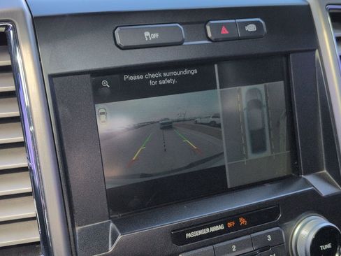 Used 2015 Ford F150 Platinum w/ Equipment Group 701A Luxury image 66