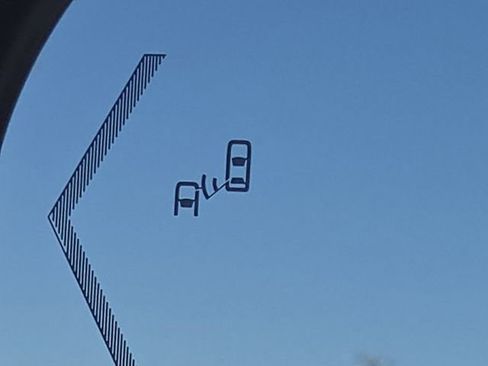 Used 2014 GMC Yukon Denali image 9