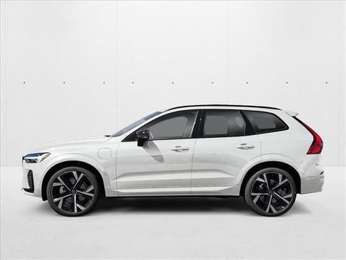 New 2026 Volvo XC60 T8 Ultra w/ Climate Package PRO AWD/4WD image 3