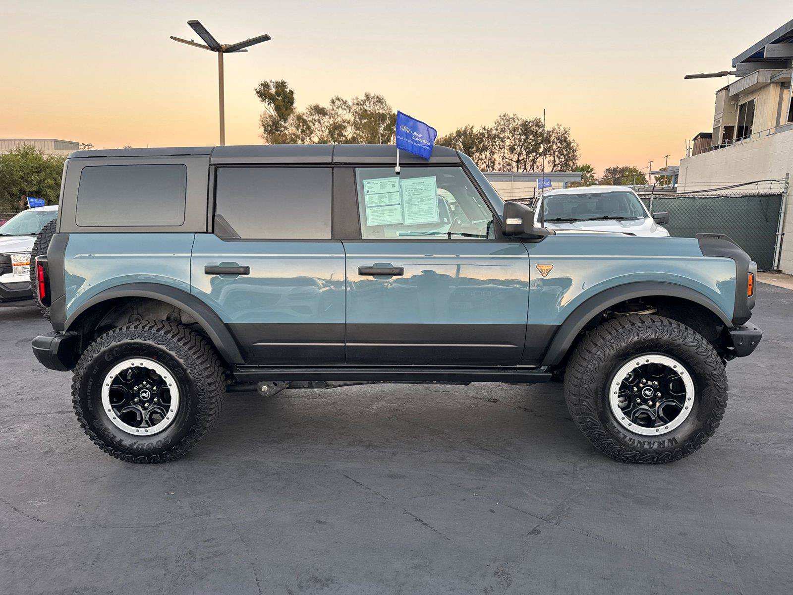 Certified 2023 Ford Bronco Badlands AWD/4WD image 7