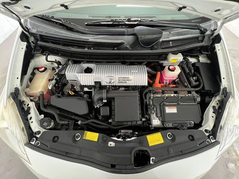 Used 2015 Toyota Prius Persona Series FWD image 24