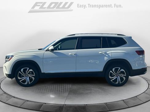 Certified 2022 Volkswagen Atlas SEL image 5