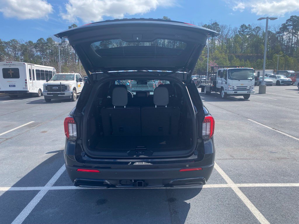 New 2026 Ford Explorer ST-Line w/ ST-Line Street Pack AWD/4WD image 26