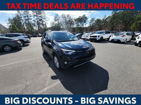 Used 2018 Toyota RAV4 Limited w/ Advanced Technology Package image 3