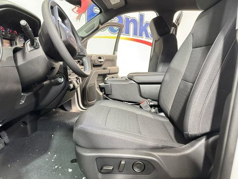 New 2026 GMC Sierra 1500 Pro w/ Pro Value Package image 9