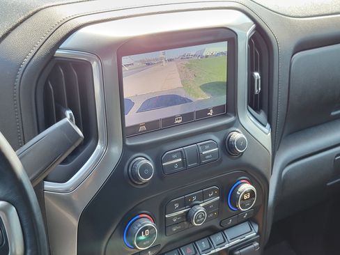 Used 2021 Chevrolet Silverado 1500 RST w/ Convenience Package II AWD/4WD image 17