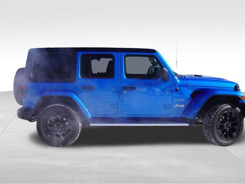 Certified 2023 Jeep Wrangler Unlimited Sahara w/ Cold Weather Group image 3