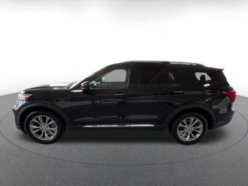 Used 2024 Ford Explorer Limited image 8