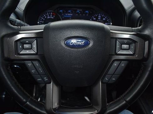 Used 2021 Ford Expedition Limited image 21