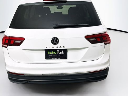 Used 2024 Volkswagen Tiguan S image 7