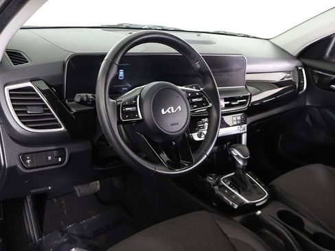 Used 2025 Kia Seltos S image 26