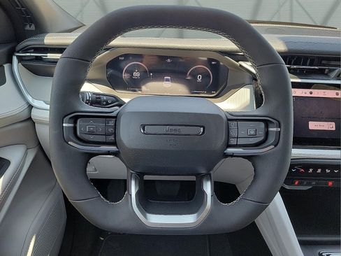 New 2026 Jeep Cherokee Limited AWD/4WD image 12