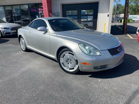 Used 2002 Lexus SC 430 Convertible image 2