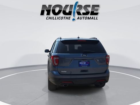 Used 2018 Ford Explorer XLT w/ Equipment Group 202A AWD/4WD image 7