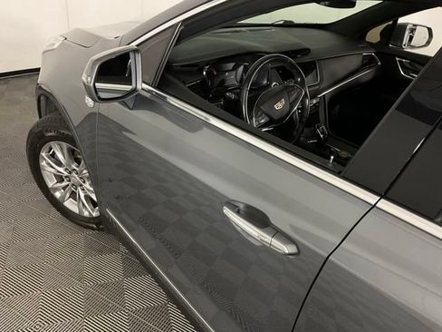 Used 2020 Cadillac XT5 Premium Luxury FWD image 38