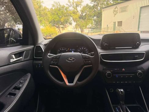Used 2019 Hyundai Tucson Value FWD image 13