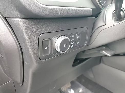 Used 2020 Ford Escape SEL image 11