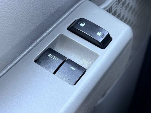 Used 2023 Ford E-450 and Econoline 450 Super Duty w/ Power Windows & Locks Group RWD image 39