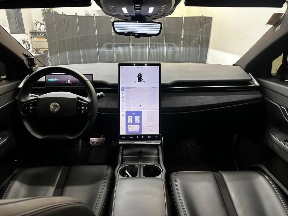 Used 2023 Fisker Ocean One AWD/4WD image 9