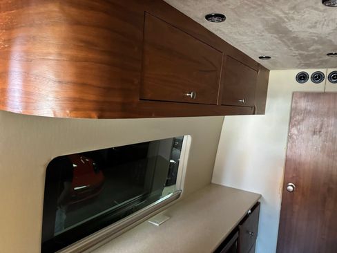 Used 2013 Mercedes-Benz Sprinter 2500 image 13